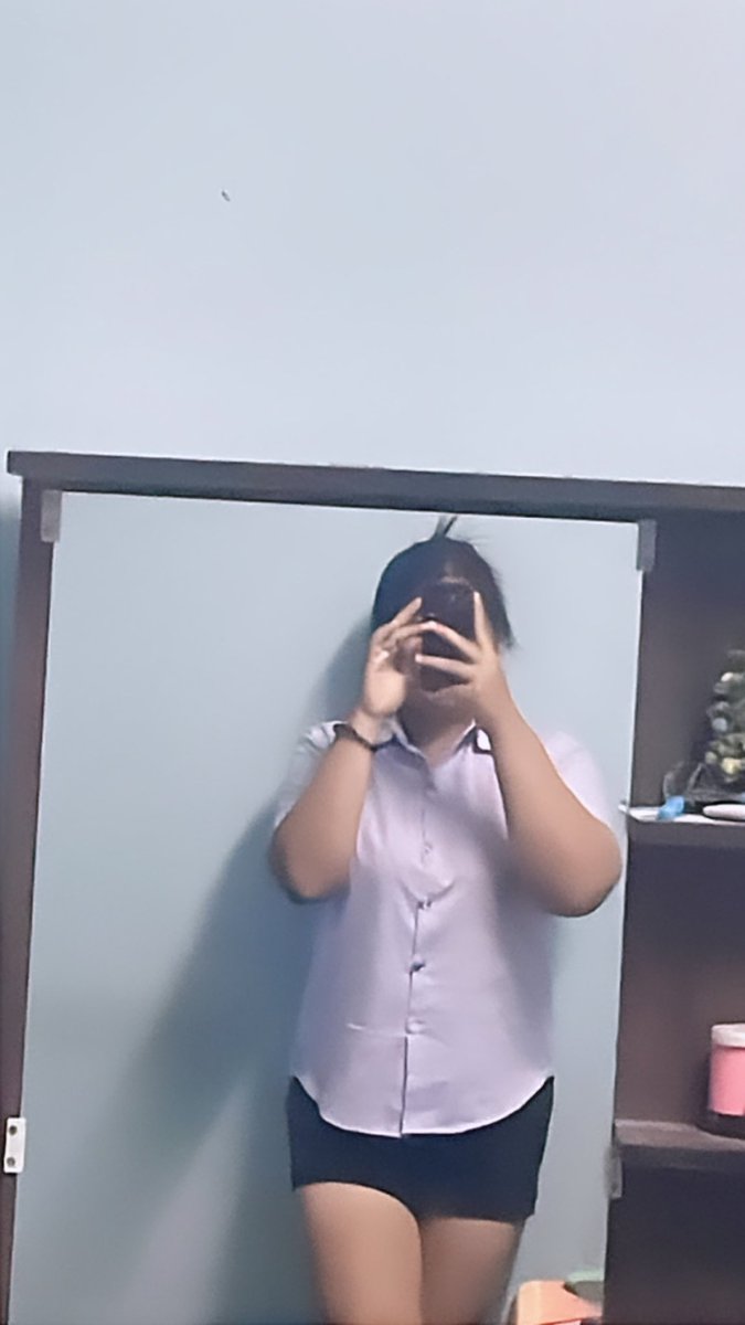 kruJek46's tweet photo. I phone 18ออกแล้วนะคะพี่ๆ5555 https://t.co/0yV8zxd0HO