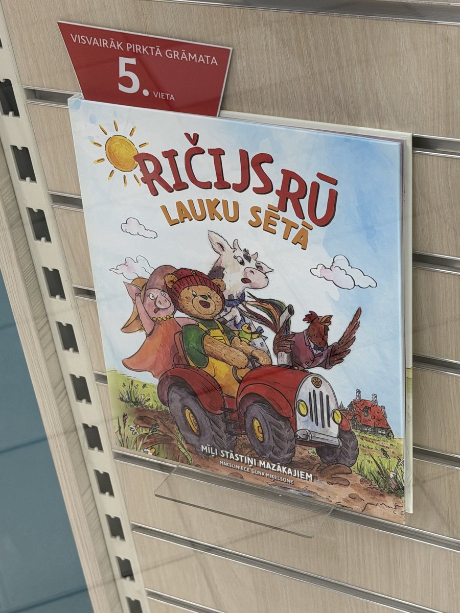 MicRec's tweet photo. Lācēnam Ričijam Rū jauns koncertuzvedums un jauna grāmata, kas jau grāmatnīcu topos! Šorīt radošā komanda paviesojās LTV raidījumā "Rīta Panorāma". Grāmatu pasūti šeit: https://t.co/PRk9wa3dUL #ricijsru @RichijsRuu  #ritapanorama https://t.co/4FBQRoSf6X