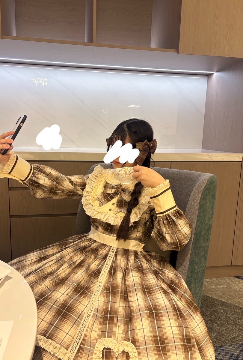 ujimushi_kasu's tweet photo. 2日前にn万円で買っちゃった服でアフヌンや
東京のアフヌンも良いけど地元のアフヌンも負けてない‼️‼️‼️ https://t.co/8811ZjSMFv