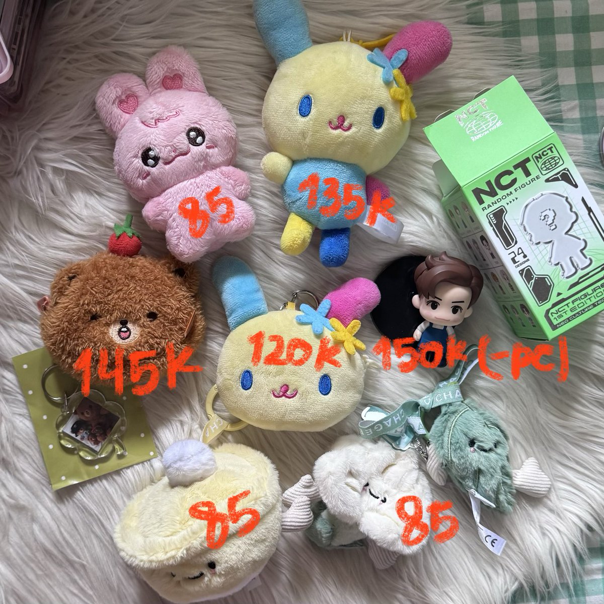 613image's tweet photo. [help rt]
wts // want to sell
card holder, carabiner, doll, pouch gomdo lee &amp; keychain nct dream (haechan jaemin)

⭐️ excl. packing + admin fee (5k-10k)
split payment &amp; not for sensitive or wasted buyers https://t.co/3Q7NnVoJcp