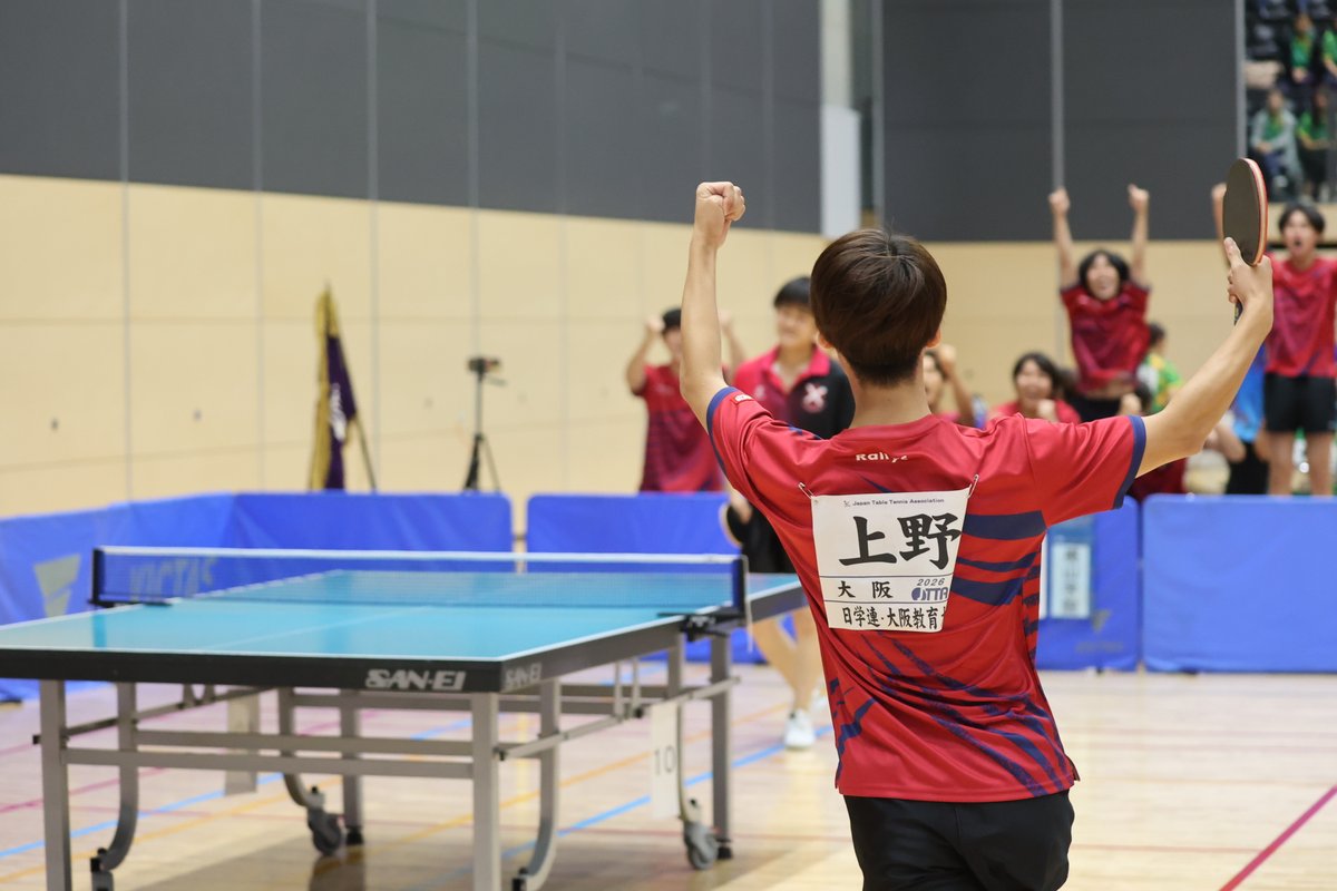 Rallys_pingpong's tweet photo. 令和8年度関西学生卓球秋季リーグ戦📷

ガッツポーズ集③ https://t.co/3jZclXj438