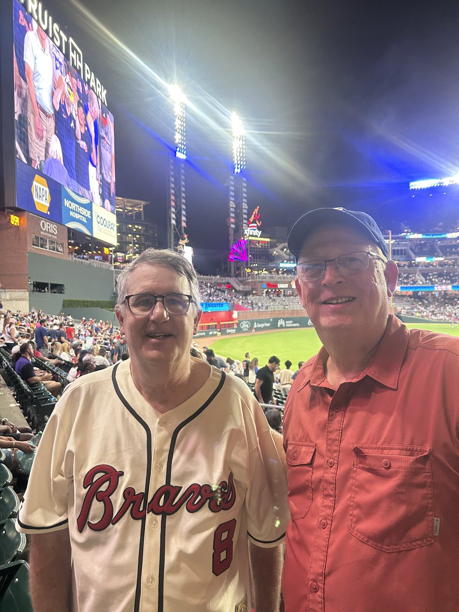 iDavidMurphy's tweet photo. A rare night out with the living, sitting in the buddy seats with Hot Rod. https://t.co/WfdAHR2N3m