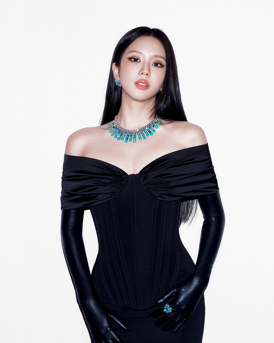 ForeverKimJisoo's tweet photo. https://t.co/Qw5GheD7e1