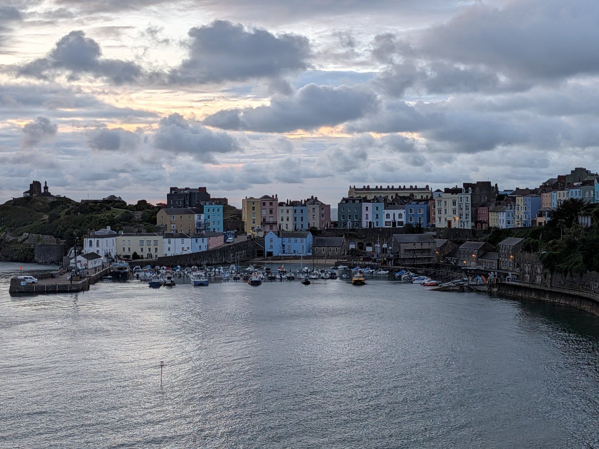 ToursofWales's tweet photo. Good morning from #Tenby #Pembrokeshire 👍
@visitwales @VisitPembs https://t.co/Q3C0ZWJnXL