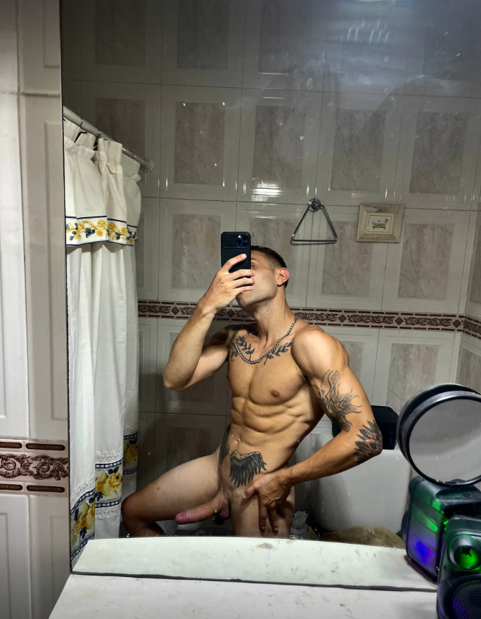 alphamodedoms's tweet photo. Who wants to take this 9" D and 6 days load for urself?  DM 😋 https://t.co/vdukmKxpPC