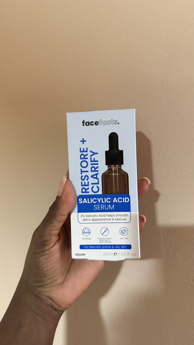 Ao_SkinCare's tweet photo. Hello!

The following items are available, send us a dm to order or make enquiries. 

Frame 1 - 270ghs
Frame 2 - 90ghs
Frame 3 - 100ghs
Frame 4 - 120ghs https://t.co/CodUNceLDz