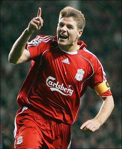 centregoals's tweet photo. 🚨🚨| This is the 𝐅𝐈𝐑𝐒𝐓 𝐓𝐈𝐌𝐄 since 𝟏𝟗𝟖𝟒/𝟖𝟓 that Liverpool have started a European Cup or Champions League campaign without Steven Gerrard or Mohamed Salah in their squad. 😱

Over 40 years of European football covered between the two icons. ✨ https://t.co/lsC7xJJV6r