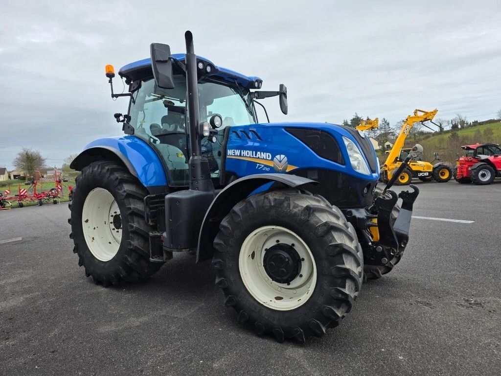 EquipmentSales8's tweet photo. FOR SALE: 2019 New Holland T7.210🔥

✔️ 4WD Tractor
✔️ Front Links and PTO
✔️ 4 Electric Spools
✔️ £63,000

📍 United Kingdom > Tyrone

Find out more on our website 👉 https://t.co/o8E7EiXpTA https://t.co/SzG3yKSRHa