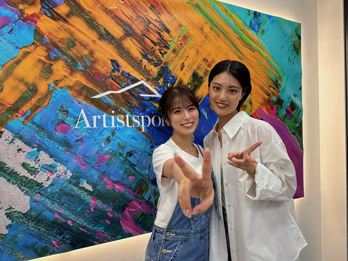 Artistspoken2's tweet photo. 🤎☕️𓂃 ゆいかれんの
　　ヒュッゲに過ごす金曜日 𓂃☕️🤎
　　　毎週金曜 22:30〜配信
･･････････････････････････････････
📻『宝塚が産ん���野生児たち』
🔗 https://t.co/JshfI50fLs

🤝ケンカもしたし、隠し事もなし！
お互いを知り尽くした2人だからこそ語れる、
昔の自分たちへ贈りたい言葉とは？💭

さらに退団後の変化もトーク！
思い込みから抜け出したことで感じた、
自身の変化についても語ります🎤✨

#ゆいかれん
#彩音星凪
