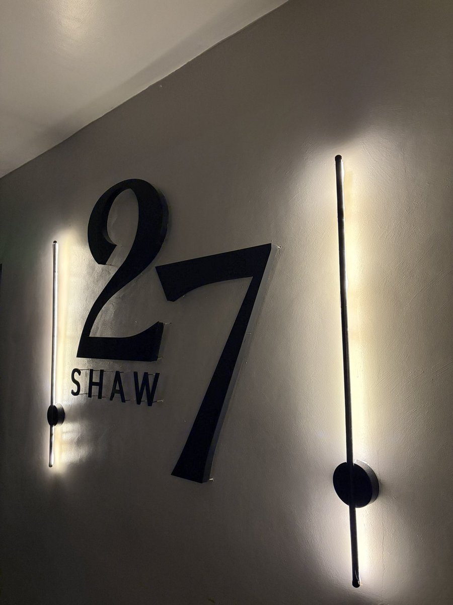 itsjakemrtnz's tweet photo. Had a blast last night at @27shawspa main branch! 
Was supposed to say goodbye to my regular therapist, but it never happened. See you again soon. https://t.co/Zs7H4OGetl