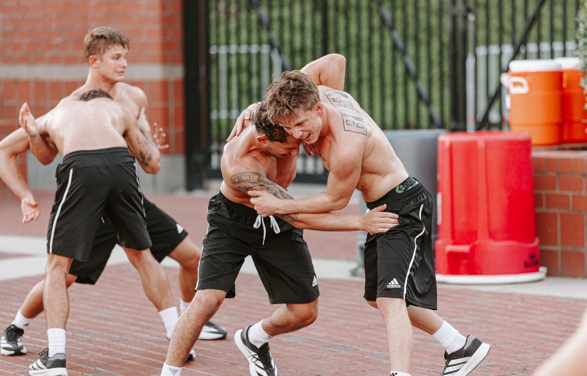 PackWrestle's tweet photo. The preseason grind has begun 💪🏻

#PackMentality https://t.co/36FSD06wly