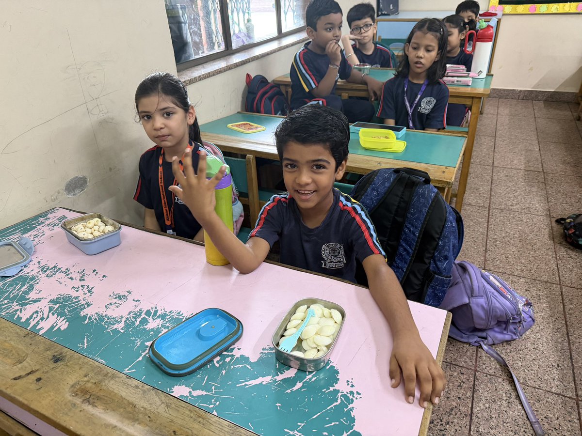 anandpooja17's tweet photo. 🌟 A fun-filled week of learning and creativity! Our Grade 2 Ahlconites explored, created and learned through exciting activities, making every moment joyful and meaningful. 📚🎨✨
#LearningWithFun #JoyOfLearning @y_sanjay @pntduggal @ShandilyaPooja @sdg4all @Vandana_Dua_ https://t.co/D5FAglf6zs