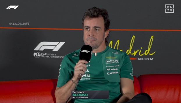 TFinishLine_'s tweet photo. 🚨 Alonso: "El mayor legado en mi carrera es ese cambio de la F1 en España"

➡️ "En mi debut no se emitía en España y mi familia tenía que verla en la RTL alemana"

➡️ "Ahora mismo el 5, 7 o incluso 10% de mecánicos o ingenieros son españoles, es algo que ha cambiado en España, la ambición de querer llegar aquí"

➡️ "Es una de las cosas que más orgulloso me siento, más que de ganar carreras o Mundiales"

#F1 #SpanishGP 🇪🇸
