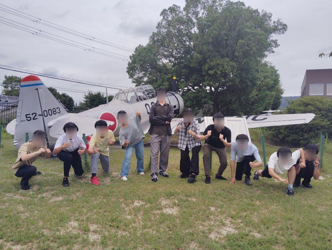 NITNC_Band's tweet photo. 【定期演奏会まで残り2日】
今日は部長、実行委員、学指揮、パンフレット委員長です‼️
主にこのメンバーが本番に向けて仕事を進めてくださいました、本当に感謝です🙇
ぜひ努力の結晶を会場で見届けてください👀
#奈良高専 #吹奏楽 https://t.co/xHUTRljlOd
