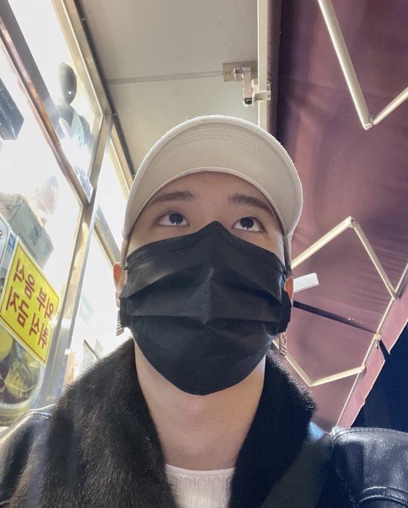 toedachom's tweet photo. 11월11일 
이날무슨일이일어낫는지 아십니까.................. https://t.co/ji0VhbR3Do