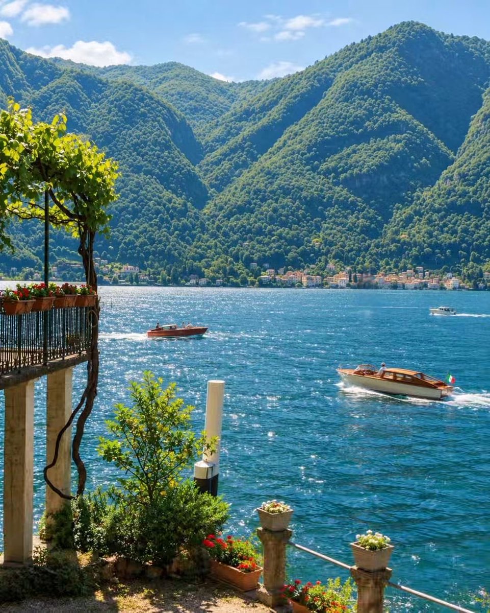 earthserenityy's tweet photo. Lake Como Italy https://t.co/G1aL6nUgTh