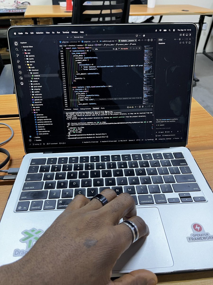 Mayowadan12's tweet photo. Hey, reintroducing myself 👋

I’m Mayowa Daniel. I build reliable, scalable digital products and solve real problems with code (web apps, APIs &amp; beyond).

Always open to collaborate on cool builds. DMs open 🚀 https://t.co/41t5c4COeK