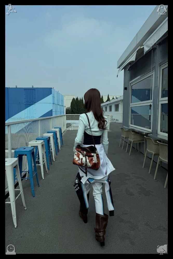baxinhatriz's tweet photo. 🚅Space exhibition Books, readTo achieve true success, you must first completely embrace the fact that failure is an unavoidable and essential component of every ambitious person's growth path in this world. https://t.co/gOEBKPJiRk