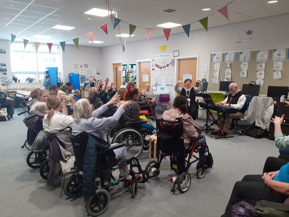 Inspiring_Comms's tweet photo. Thank you to everyone who joined us for a lunchtime singalong. Our chorus is open to everyone; no experience needed, just come along and enjoy the music.
📍 Raploch Community Hub
🕛 Every Thursday, 12-1pm
#CommunityChorus #Stirling #SingingTogether https://t.co/p6plX0CBpZ
