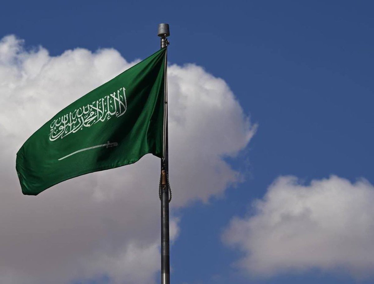 News_Ejazah's tweet photo. 🇸🇦 اليوم الوطني 96

سيتم الاحتفال بـ اليوم الوطني السعودي الـ96 في جميع المدارس والجامعات بمختلف مناطق المملكة. https://t.co/SddsRaFUmS