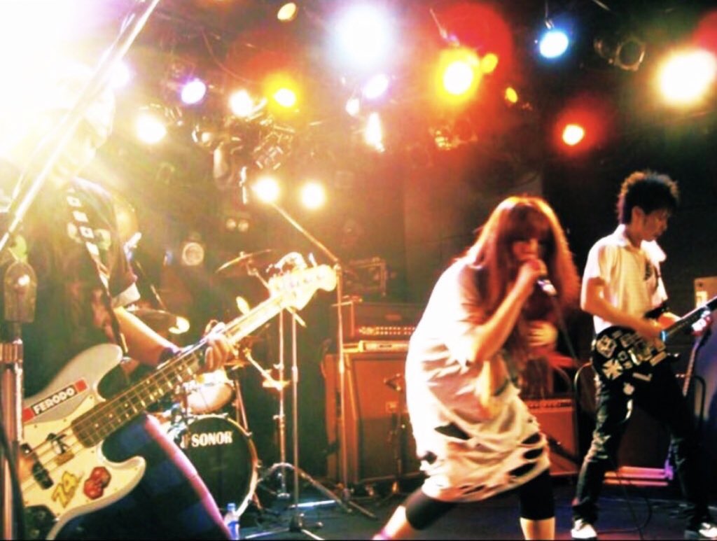 sunsetblueep82's tweet photo. ・釣り
バス/エリアトラウト/淡水小物/ライトソルト

・愛猫優先の為、低予算で釣りを楽しむ貧乏アングラー
・2輪(歴34台)＆4輪(歴10台)好き
・レース観戦(主に2輪)
・バンド/楽曲提供/アーティストプロデュース/ベーシスト(2010年メジャーデビュー)

メインアカウント
@lucy_toi https://t.co/1XRrBidyol