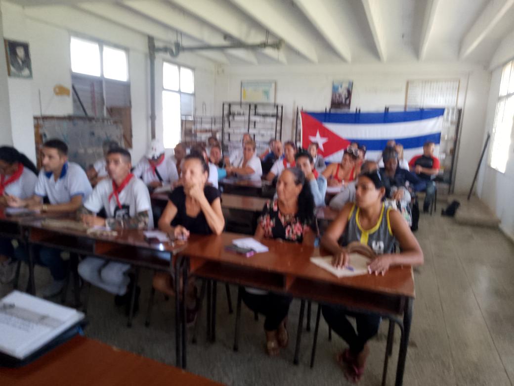 DaysiSalado's tweet photo. La preparación a las estructura adulta de la OPJM tarea fundamental en #Caibarién #VillaClara. https://t.co/k6woB4Ub1t