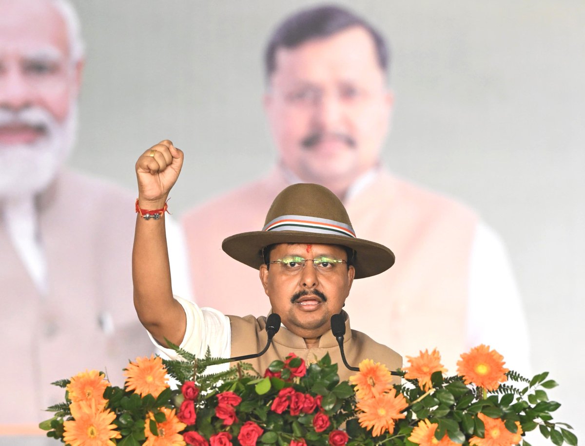 BJP4India's tweet photo. भाजपा राष्ट्रीय अध्यक्ष श्री @NitinNabin ने आज उत्तराखंड के हल्द्वानी में आयोजित पूर्व सैनिक सम्मेलन में सहभागिता की।

इस अवसर पर उन्होंने देश की सुरक्षा और सेवा में अपना अमूल्य योगदान देने वाले पूर्व सैनिकों से संवाद किया और उनके समर्पण व राष्ट्रसेवा को नमन किया। https://t.co/lOQfY43QGo