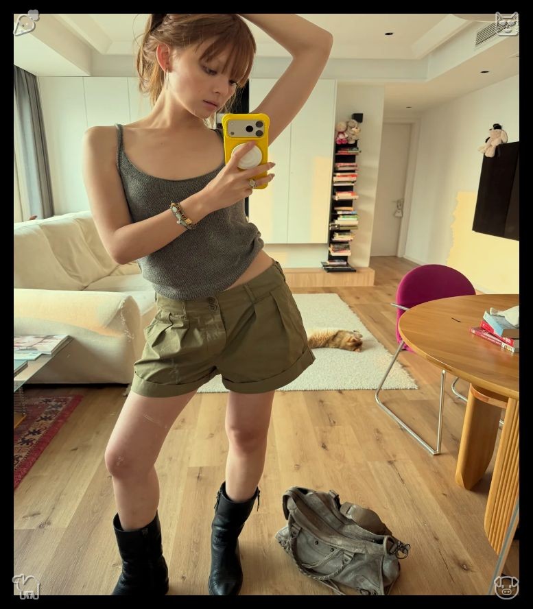 __2kuru's tweet photo. 🐁Stroll with your girlfriend to a café, and seek out one slightly uncomfortable small challenge daily. Expand your mental horizons, move past your comfortable known territory, and those little uneasy endeavors reveal hidden talents you never knew you truly possessed within. https://t.co/p0UKC0rrOk
