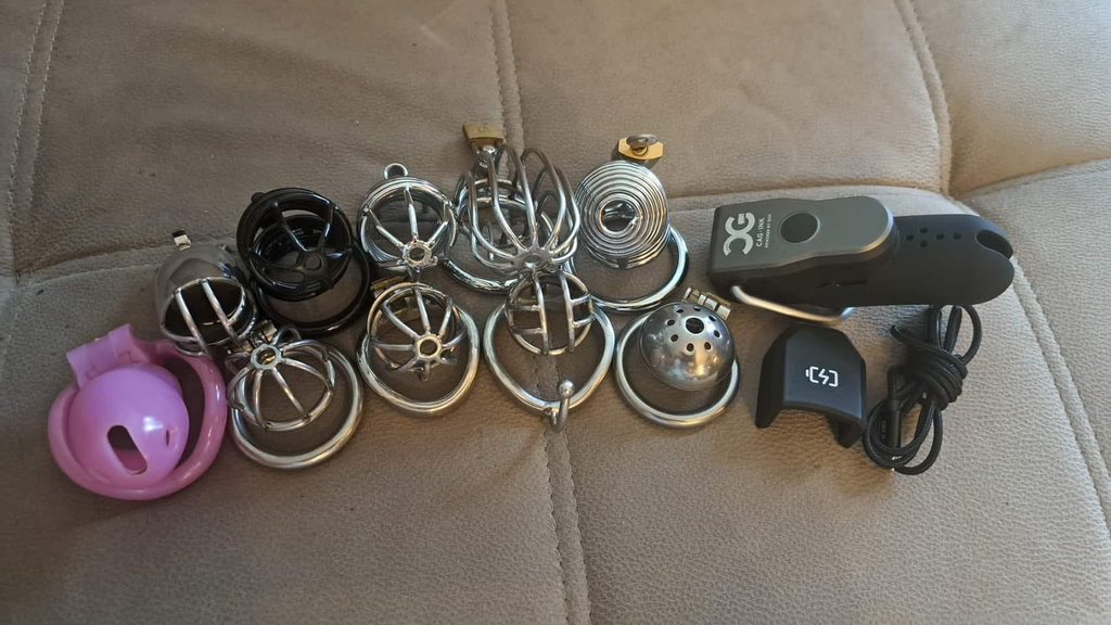HERRIN_SENEMM's tweet photo. Welcher dieser Käfige ist der perfekte für Ihren Mini?🤍🔐

https://t.co/zUGcJvbBBB https://t.co/KoZOC7iQPn