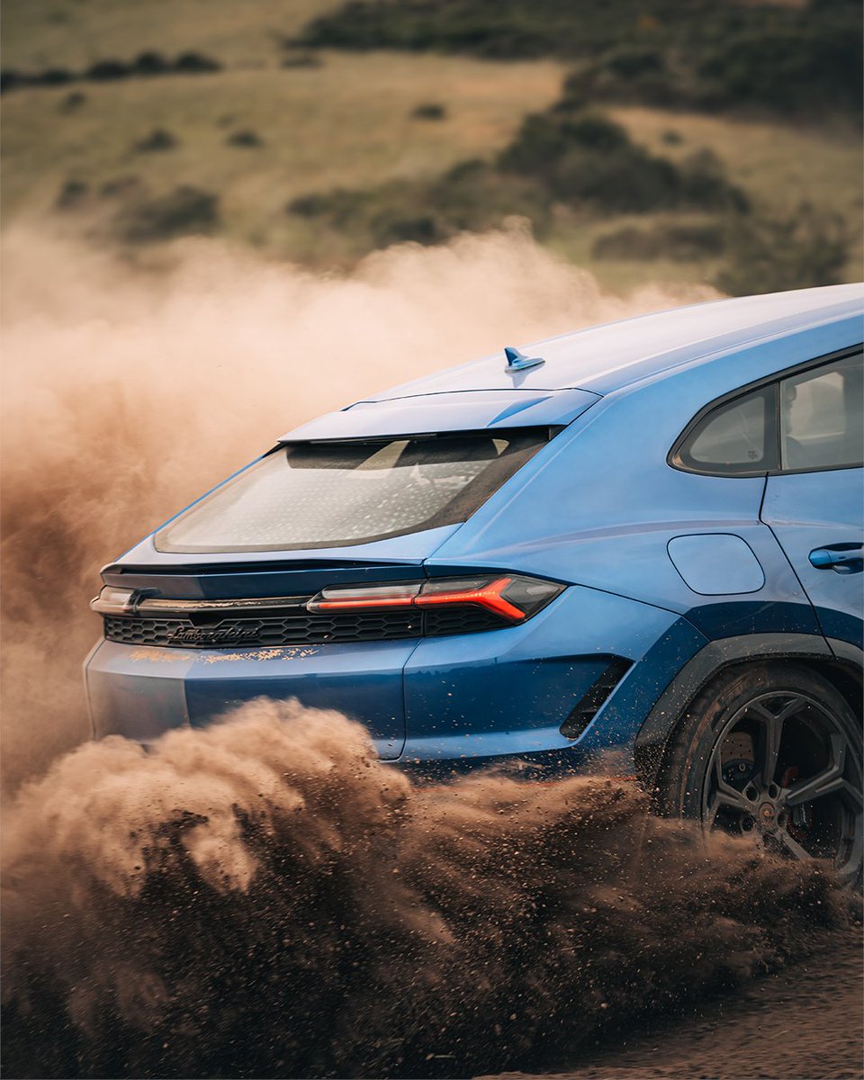 Lamborghini's tweet photo. No set destination, just endless adventures with Lamborghini Urus SE.

#Lamborghini #UrusSE https://t.co/ulhtJBRkM5