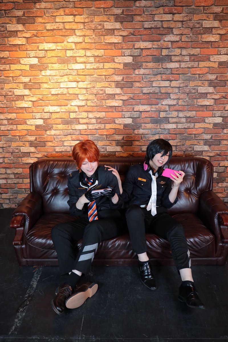 mn__crsm__'s tweet photo. ⚠︎cosplay / ※cos
エリオスライジングヒーローズ

わちゃわちゃルーキー
※2枚目オフショ注意

🎧フェイス@0102_haruhi 様
🍭ビリー　わい
📷@masakunndayo 様

#アスコス
#��リオスR_cos https://t.co/jvZ7DKf0XJ
