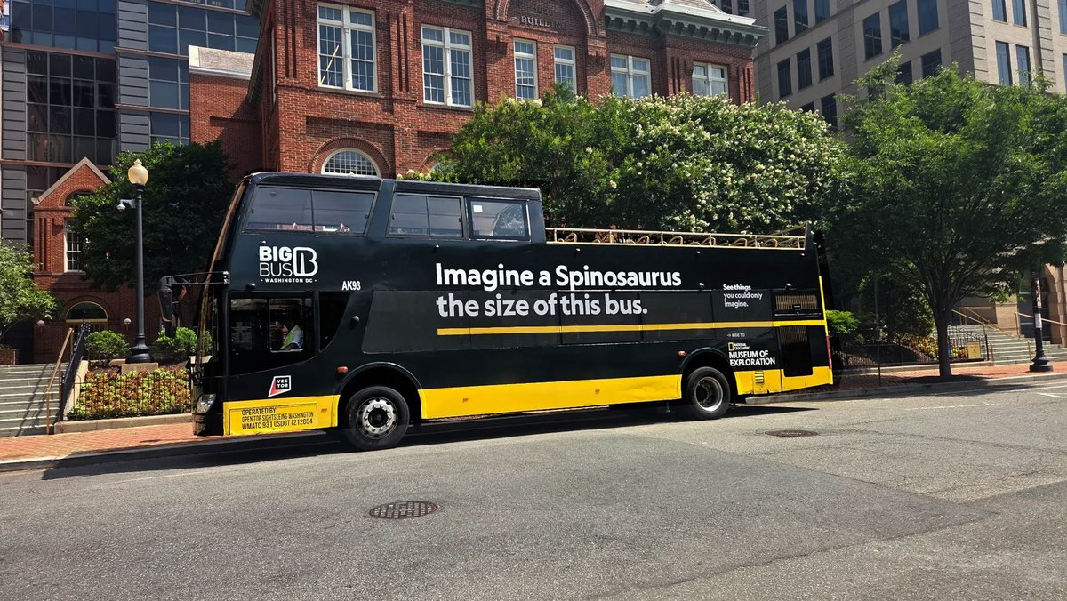 LLLLITL's tweet photo. Instead of showing photos of its exhibits, like every museum does, National Geographic created a campaign asking people to “imagine” the new exhibits instead. 

With 70+ museums in DC, Nat Geo’s new museum launch had to truly stand out.

#Creativity #Advertising #Marketing https://t.co/79dlwjWwev