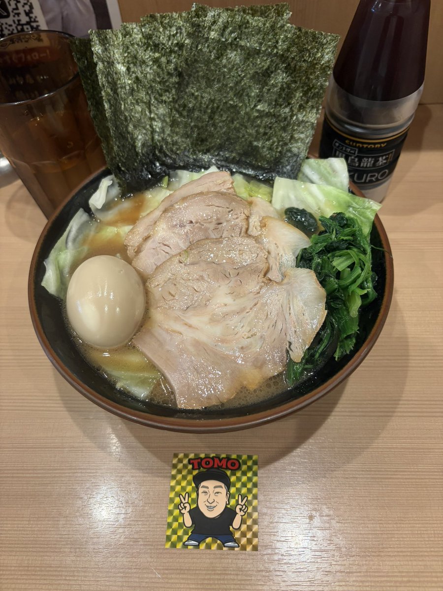 tomo95173774's tweet photo. 武虎家　尾山台店

涼しい小雨の中
ラーメンすすりに
りょうさんと話しながら美味しく頂きました
#武虎家
#尾山台
#西小山
#綱島
#仙川暁 https://t.co/pOAkeomyCt
