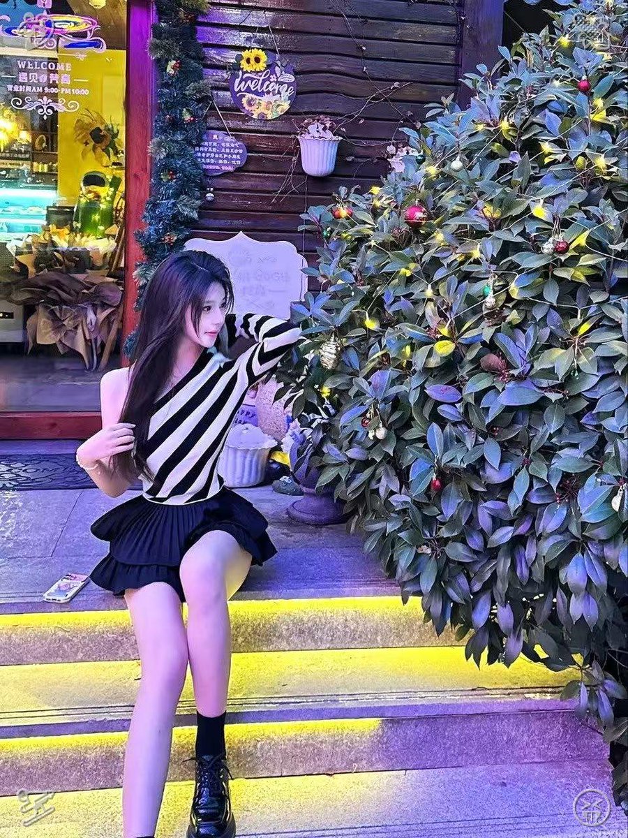 superduckchan's tweet photo. 不内向有情商来点我报销路费女大学生做上兼职了🐿
只进入身体的女孩
可以 现场体检@ayniko_
包养经济，爹系男友 https://t.co/BijjSGcHzn