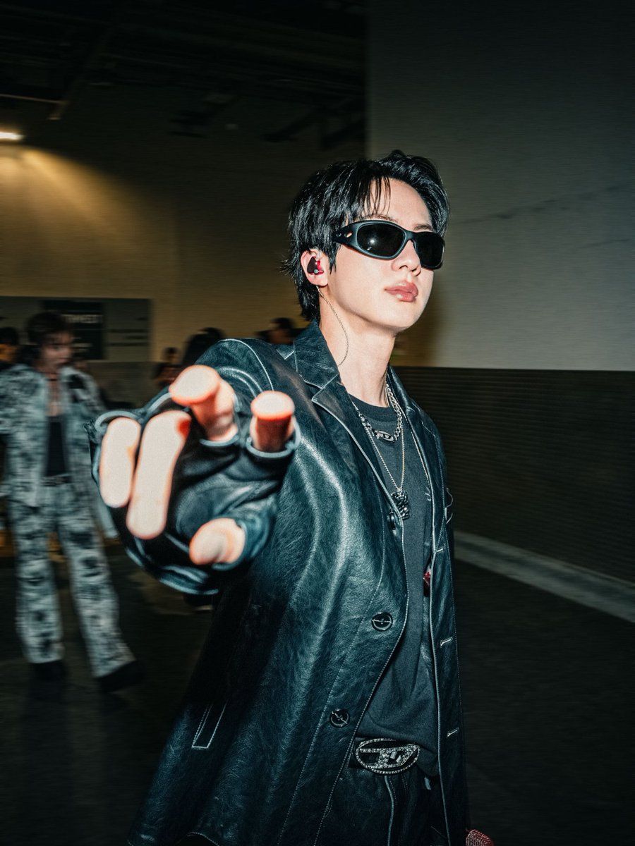 Anissay556's tweet photo. BTS WORLD TOUR 'ARIRANG' IN LOS ANGELES

#EE #BTS #BTS WORLDTOUR_ARIRANG #BTS_WORLDTOUR_ARIRANG_NA #BTS_WORLDTOUR_ARIRANG_LA https://t.co/G6joqg6U5G