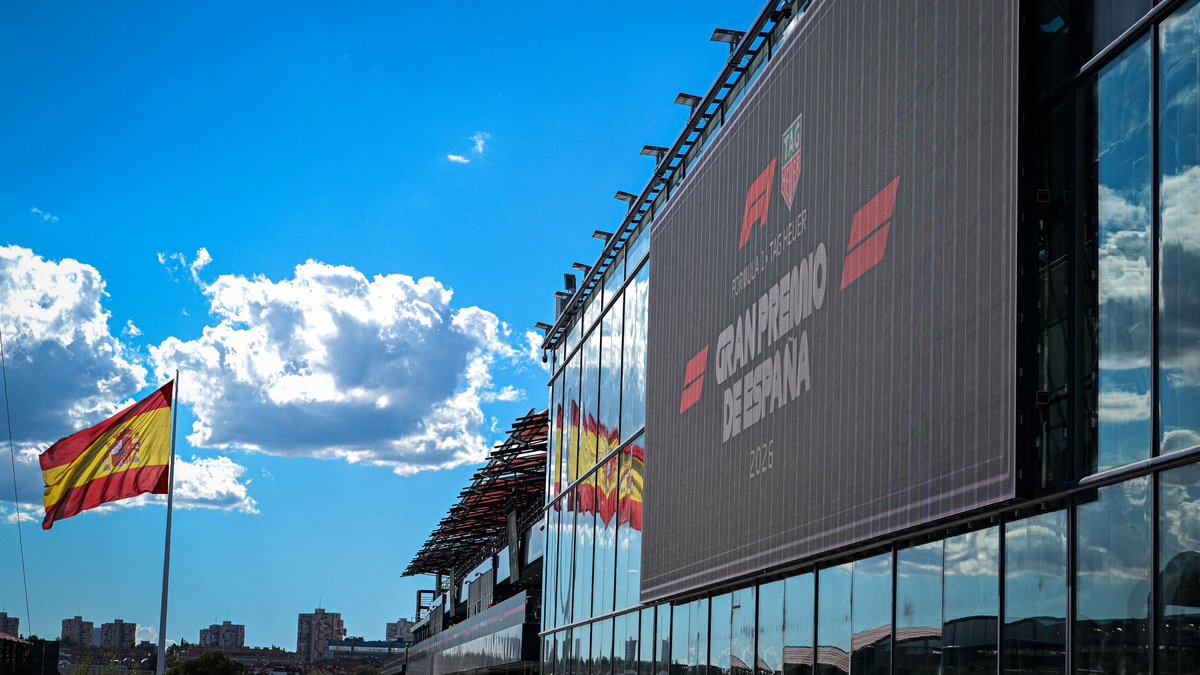 McLarenF1's tweet photo. First time seeing the Madring 🤩

#McLarenF1 | #SpanishGP 🇪🇸 https://t.co/gHovywlxhW