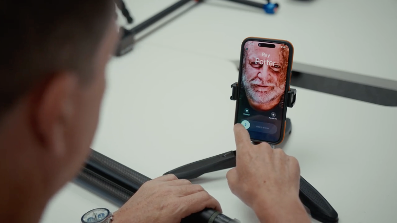 digitalps's tweet photo. 4 Hours of Angry Bird Pricing Left if you're after the new #3LeggedThing tripods on Kickstarter (Also, go watch the vide, it's amusing...) #Photography 

https://t.co/7yhwRXqenq https://t.co/Ao6pdl64WH