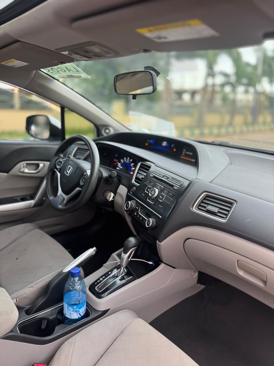 MBIsmaila's tweet photo. Foreign Used 2013 Honda Civic Everything is Blessed With Original Duty.

Valued at 9.5m
Location: Kaduna 

📩📞📲: Inquire Now https://t.co/uvEclDTMgI