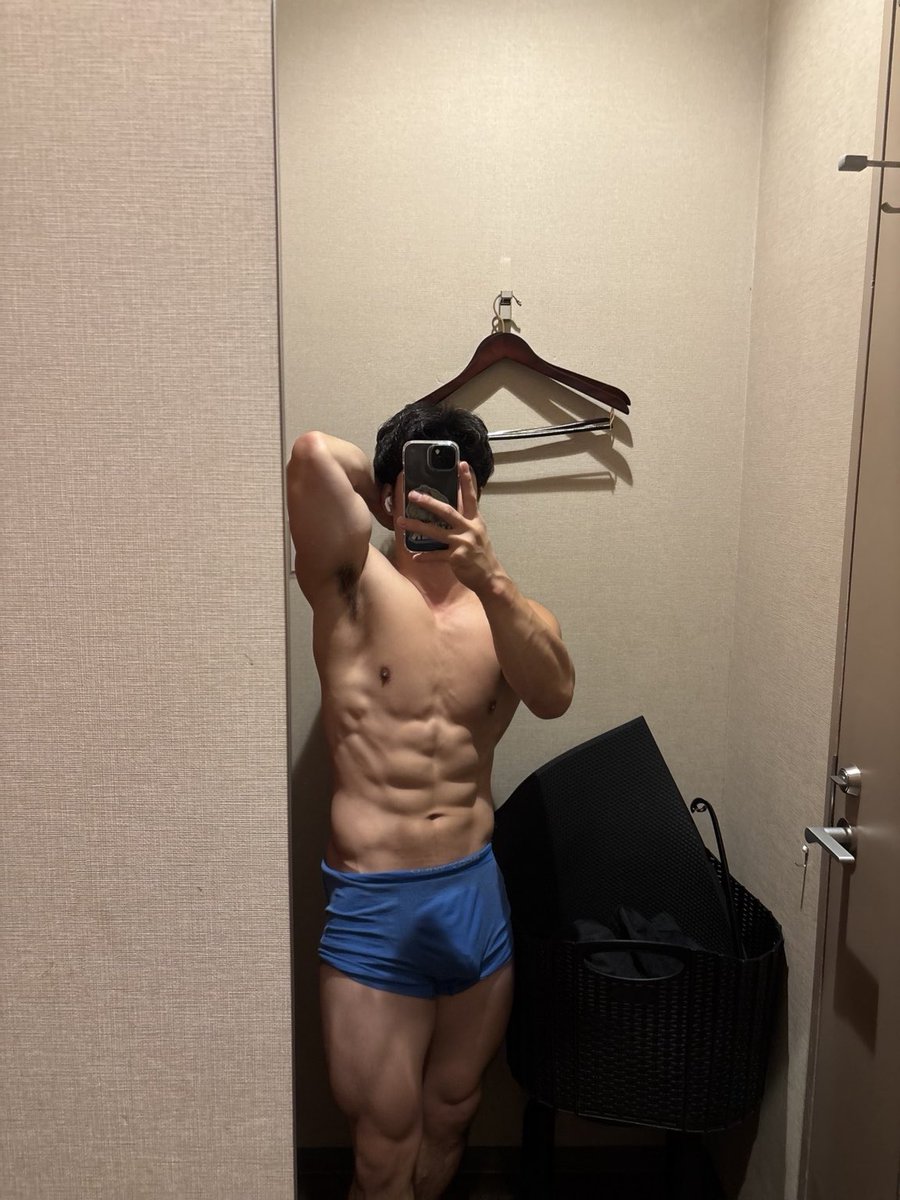 isitubute___'s tweet photo. ジャップカサイ・アカスリ、モニターで挑戦してみたい。
身体だけじゃなく、男も磨いていきます🔥

この男を磨いてくれる人、募集中。笑笑

#腹筋 #脇 #筋活 #健美 https://t.co/KIhQyA2QeX