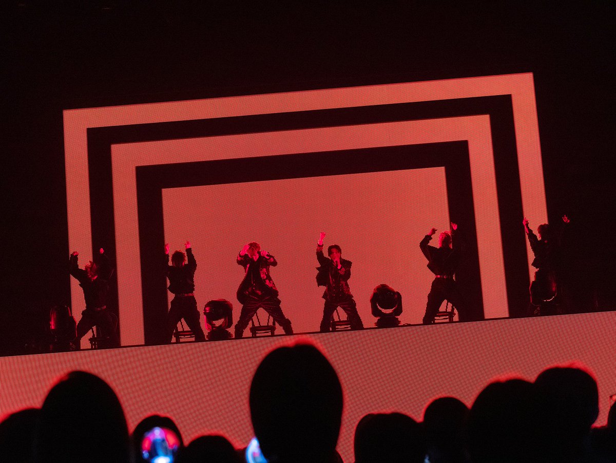 realsoundjp's tweet photo. ＼ w-inds. ライブ写真到着🕺 ／

📸写真ギャラリーはこちら
https://t.co/RPNliA9Jl3

🗣️未来へと繋ぐ“50周年”の約束
https://t.co/dQ52xVTwB6
#w_inds https://t.co/VGiGYGefIf