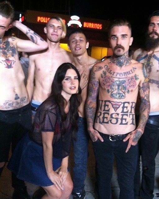 culturejpg's tweet photo. Lana Del Rey cast real neighborhood people and local actors to create that real authentic California vibe for her short film Tropico https://t.co/TIdnIe4tic