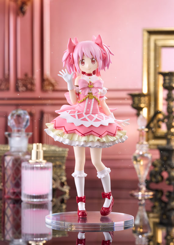 aniplex_plus's tweet photo. ⊹˚.┈┈┈┈┈┈
　予約受付中
┈┈┈┈┈┈‧⁺ ⊹˚.

『劇場版 魔法少女まどか☆マギカ〈ワルプルギスの廻天〉』より魔法少女衣装の「鹿目まどか ノンスケールフィギュア」が登場！
 
🎁アニプレックス オンライン限定特典
└場面写イラストカード
 
🛒https://t.co/G8Xtm8oa9t
 
#まどかマギカ https://t.co/MVqQnHUayq