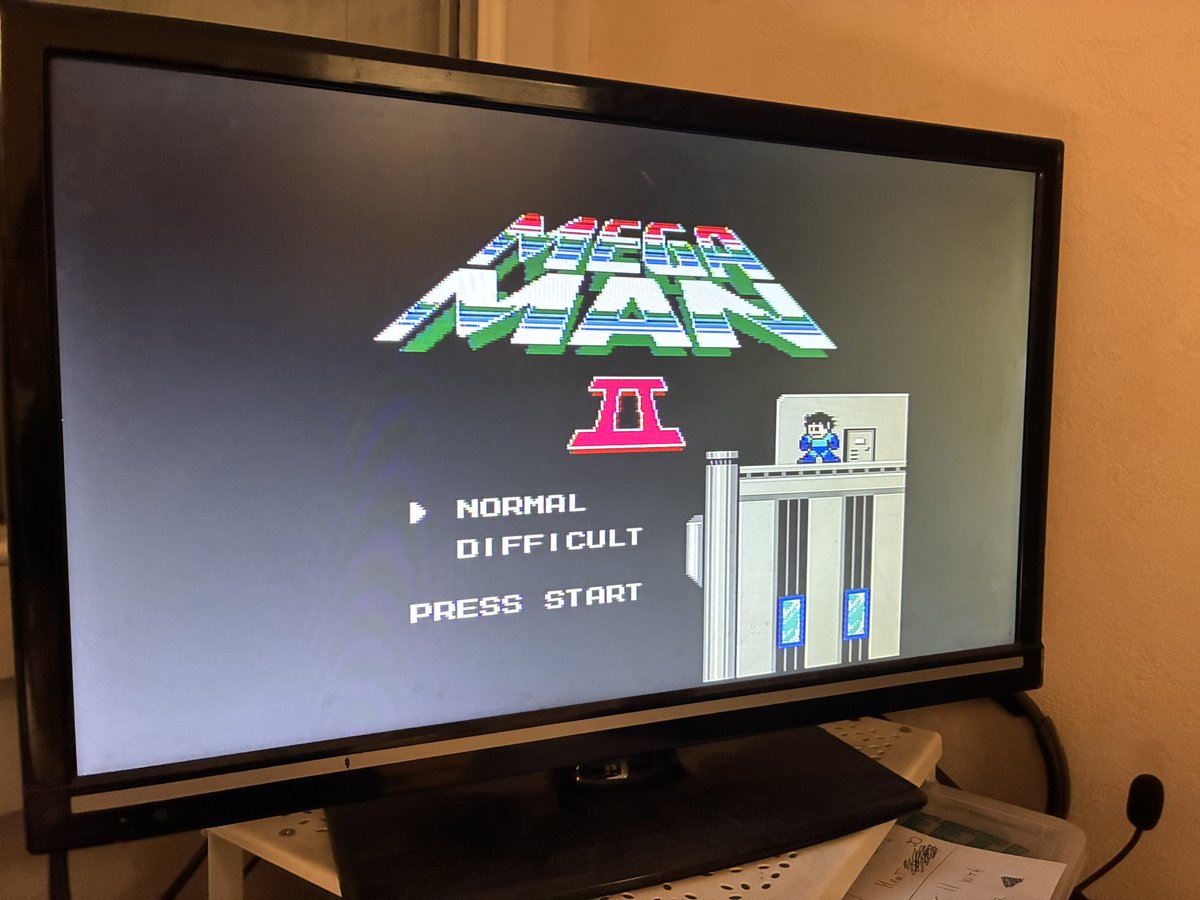 TeamGanamSmk's tweet photo. Je débute l’apprentissage du SpeedRun de Mega Man 2 https://t.co/Z3lpxQ6vDg
