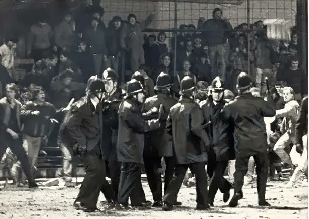 Tuautemmightred's tweet photo. El Liverpool ha jugado, en distintas competiciones europeas, 58 veces contra equipos españoles

58 veces

Ha ganado en 25 de ellas
Ha empatado 13

Pese a ello, siempre que el @LFC se enfrenta a uno de ellos, viene un experto y me dice: "Se os dan muy mal los equipos españoles". https://t.co/ylAFPyp8Pw