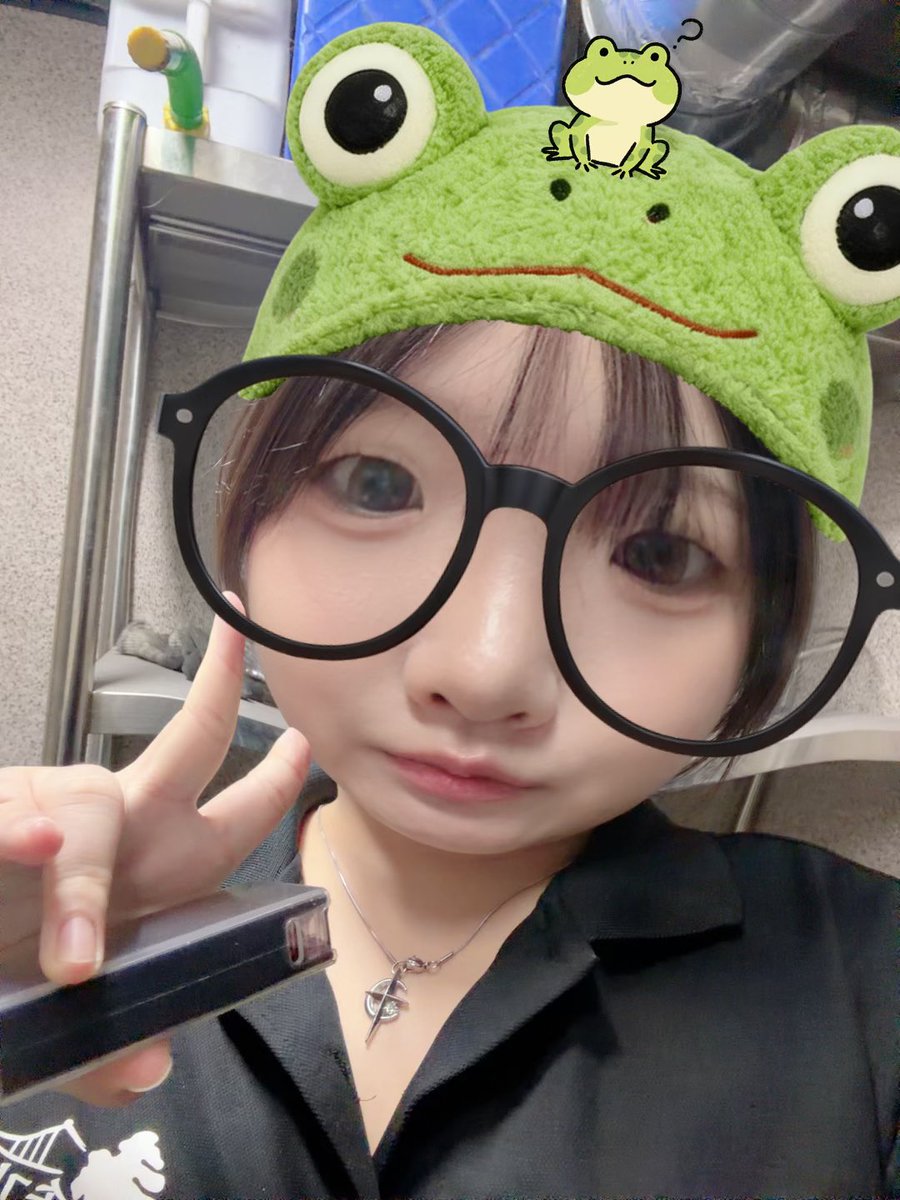 xr44u's tweet photo. 출근하면일안해도담배벅벅벅벅피게됨 https://t.co/CyJFIagxpI
