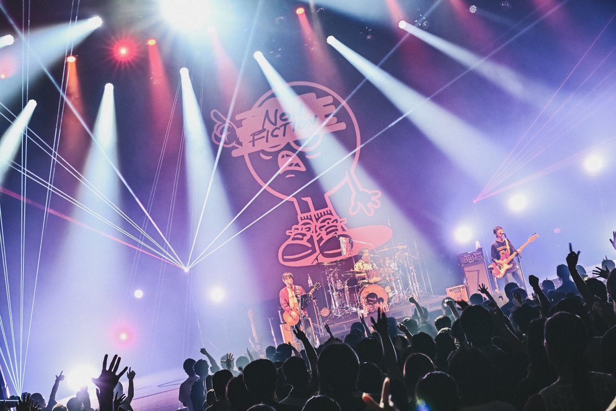 BBB_Staff's tweet photo. 【ライブレポート】
先日9月4日に行われた「SHIBUYA NONFICTION Ⅲ」のライブレポート公開！

Base Ball Bearにゆかりの深いアーティストの方々をお迎えしました。
▶︎ライブレポートこちら
https://t.co/OxiQ0Yjzgh

📢次回公演は…
11月1日開催の結成25周年記念のワンマンにて皆さまをお待ちしております！

年明けから始まる新春イベントや、全国ツアーのベボ部先行受付は、今週末13日(日)〆切！
ライブレポートと併せてお見逃しなく✅

《ライブ情報》
◎25th Anniversary「 (This Is The) Base Ball Bear part.4」
🗓️2026年11月1日(日)
📍SGC HALL ARIAKE
OPEN 16:00 / START 17:00
🎫一般発売中
🔗 https://t.co/bMoNOnYhqq

◎新春ベースボールベアーちゃん祭りツアー2027
1月8日(金)　大阪・BIGCAT
1月9日(土)　愛知・中日ホール
1月11日(月・祝)　神奈川・KT ZeppYokohama

◎Base Ball Bear Tour「LIVE IN LIVE ～Lyrical じゃないか～」
🎫ベボ部先行受付中
【受付期間】9/4(金) 21:00 ～ 9/13(日) 23:59
🔗https://t.co/TFW5O0xkRY

photo by @AZUSA_TAKADA