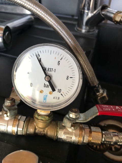 plombier_bou's tweet photo. Recherche de fuite à Saint-Gildas-de-Rhuys

L'assurance de mon client lui conseille de faire appel à un #plombier spécialisé en recherche de #fuite.

La recherche par acoustique et caméra thermique, a permis de localiser la fuite sur une canalisation.

https://t.co/5uES7UzQld https://t.co/BYqn4WMrbM