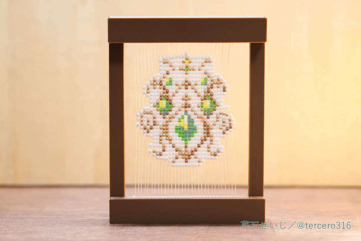 tercero316's tweet photo. 本日のビーズ織り
先日のものの色違い https://t.co/st4NrY3EKS