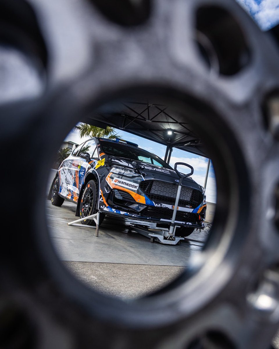 OfficialWRC's tweet photo. Final prep 🔧

#WRC | #RallyChileBiobío 🇨🇱 https://t.co/9SCzZeyKYf