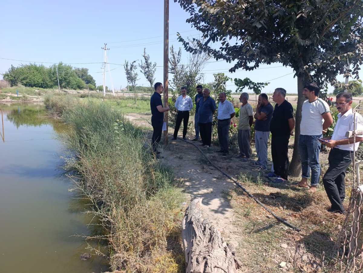 FAOAzerbaijan's tweet photo. FAO Azerbaijan supports farmers with practical skills for sustainable agriculture.
In partnership with the Agricultural Training Centre, trainings in #Neftchala, #Lankaran, #Astara & #Salyan covered aquaculture, crop production, dairy, beekeeping, tea & animal health. https://t.co/SXLtsoh6vv